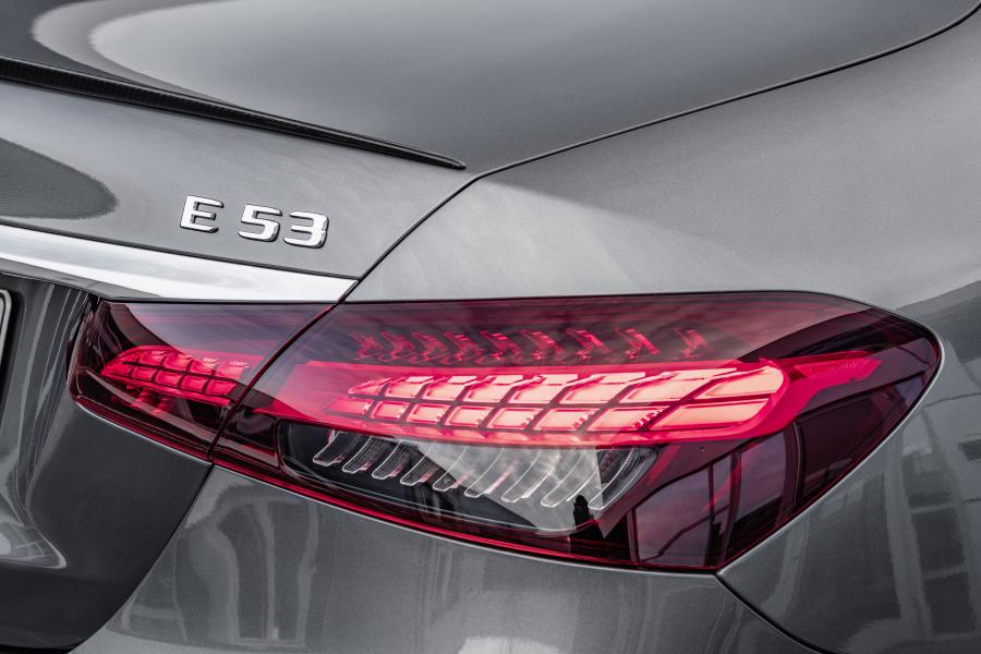 Детали экстерьера Mercedes-AMG E53 4Matic+ (W213) 2020 года  (WW) (фото 14 из 21)